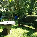 Hotell Casa De Aldea Villalen 2*